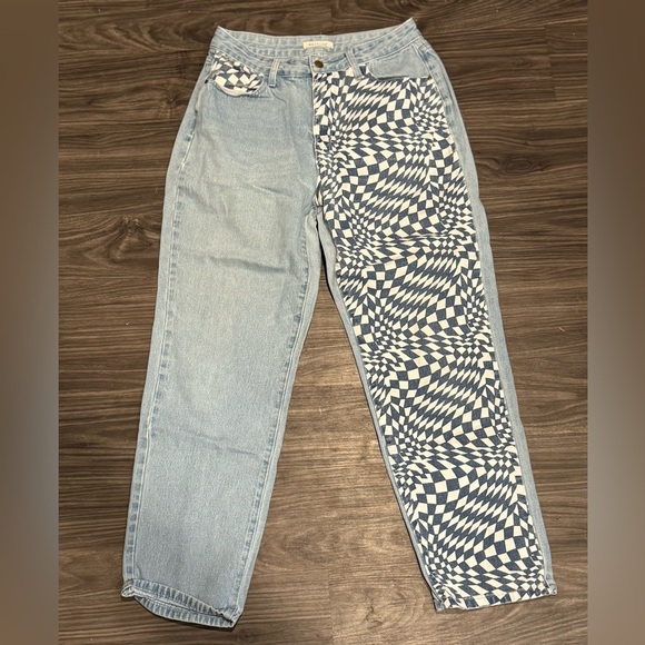 High-Waisted Light Wash Jeans | Size 11 |Checkerboard Y2K Grunge - Picture 1 of 6